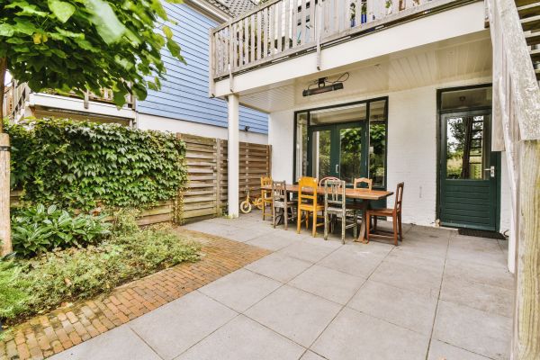 Backyard Slab Installation in San Francisco